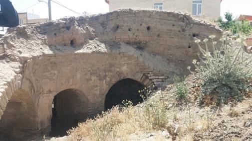 ۲ خانه و یک حمام در لرستان واجد شرایط ارزش تاریخی شناخته شدند