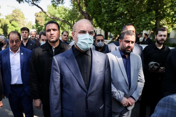 حضور رئیس و جمعی از نمایندگان مجلس در مراسم تشییع عماد افروغ