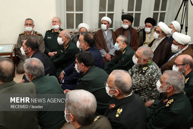 ایرانی مسلح افواج کے کمانڈروں اور سینیئر عہدیداروں کی رہبر معظم انقلاب سے ملاقات
