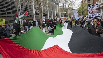 Crowds in London protest Israeli regime's apartheid policies
