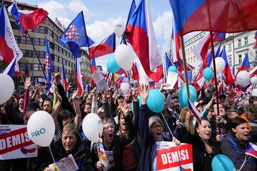 حمایت‌های دولت پراگ از کی‌یف، مردم جمهوری چک را به خیابان کشاند