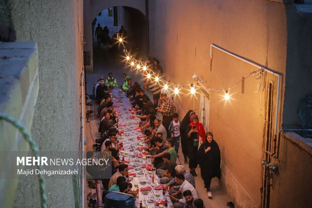 Iftar ritual in Iran's Yazd