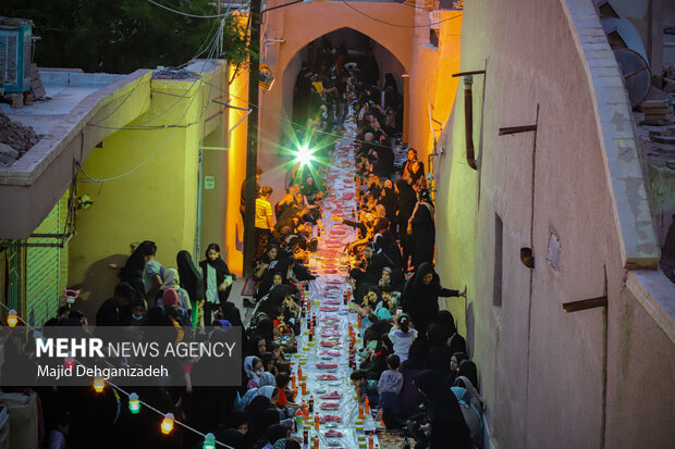 ایران میں رمضان المبارک کی رونقیں 