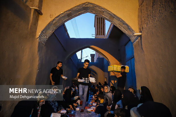 Iftar ritual in Iran's Yazd