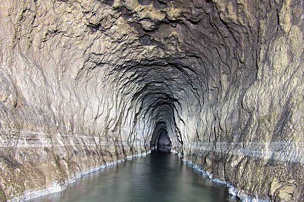 قناتها مرهم لبهای خشکیده زمین/ شاهکارهای آبی خاک می خورند