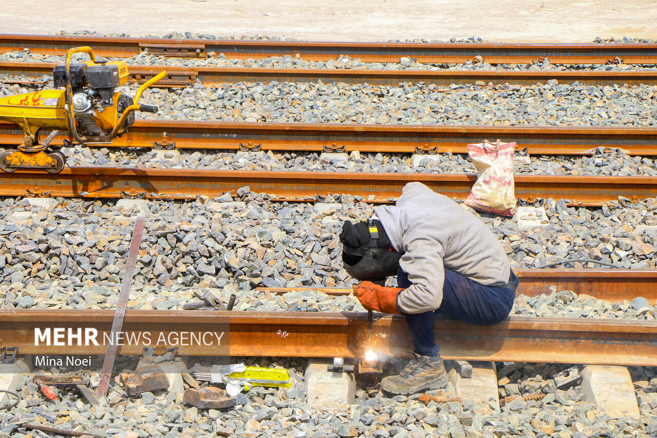 شمارش معکوس برای شنیده سوت قطار میانه- تبریز