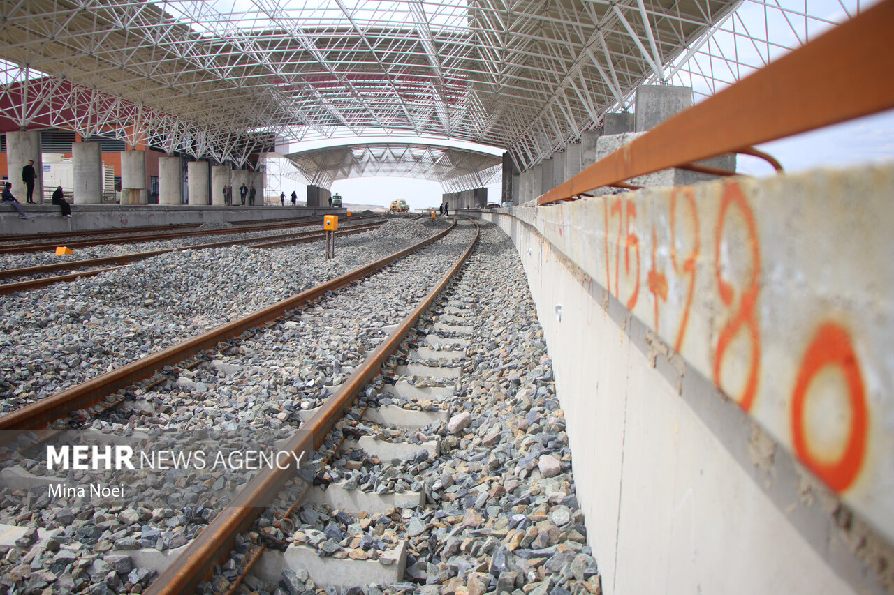 شمارش معکوس برای شنیده سوت قطار میانه- تبریز