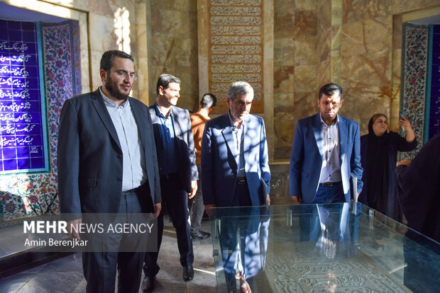 همایش «روایت پیشرفت» در تالار سعدی شیراز (آرامگاه سعدی)