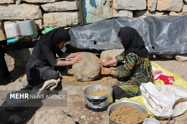 زندگی غارنشینی در اندیکا/ماجرای جابجایی خانهها۵۰ساله شد!