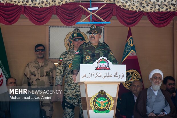 ارتش در اوج اقتدار است/ برای هر هدف تنها یک گلوله شلیک خواهیم کرد