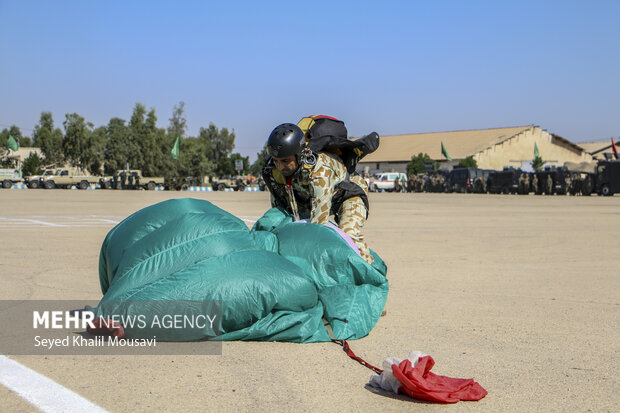 Army Day parade in Ahvaz