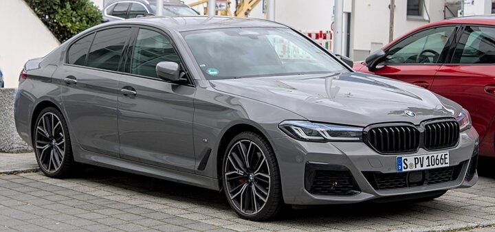 G۹ مدرن ترین خودروی تولید داخل کشور با گیربکس ZF