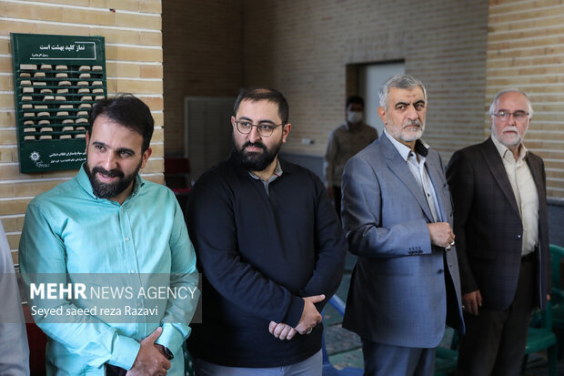 فرزند شهید سردار سید محمد حجازی در مراسم دومین سالگرد شهادت سردار سید محمد حجازی حضور دارد
