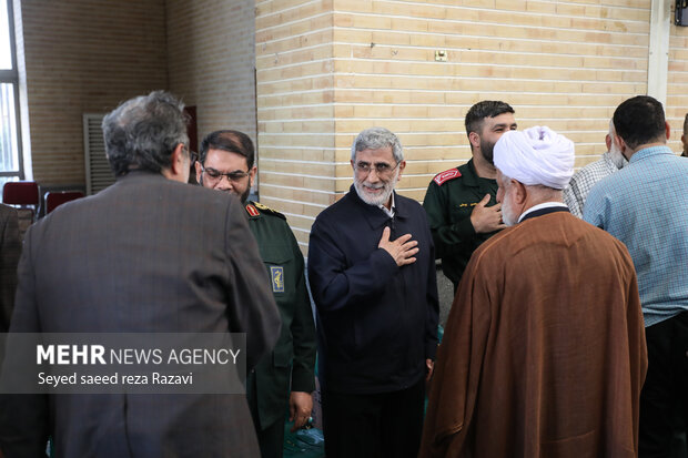 مراسم دومین سالگرد شهادت سردار سید محمد حجازی بعدازظهر امروز سه شنبه ۲۹ فروردین ماه ۱۴۰۲ با حضور سردار <a href='https://sayeb.ir/tag/%d8%a7%d8%b3%d9%85%d8%a7%d8%b9%db%8c%d9%84-%d9%82%d8%a7%d8%a2%d9%86%db%8c'></div>اسماعیل قاآنی</a> <a href='https://sayeb.ir/tag/%d9%81%d8%b1%d9%85%d8%a7%d9%86%d8%af%d9%87-%d9%86%db%8c%d8%b1%d9%88%db%8c-%d9%82%d8%af%d8%b3-%d8%b3%d9%be%d8%a7%d9%87'>فرمانده نیروی قدس سپاه</a> انقلاب اسلامی، سردار <a href='https://sayeb.ir/tag/%d8%b3%d8%b1%d9%84%d8%b4%da%a9%d8%b1-%d8%ad%d8%b3%db%8c%d9%86-%d8%b3%d9%84%d8%a7%d9%85%db%8c'>سرلشکر حسین سلامی</a> فرمانده کل <a href='https://sayeb.ir/tag/%d8%b3%d9%be%d8%a7%d9%87-%d9%be%d8%a7%d8%b3%d8%af%d8%a7%d8%b1%d8%a7%d9%86-%d8%a7%d9%86%d9%82%d9%84%d8%a7%d8%a8-%d8%a7%d8%b3%d9%84%d8%a7%d9%85%db%8c'>سپاه پاسداران انقلاب اسلامی</a>، <a href='https://sayeb.ir/tag/%d8%b3%d8%b1%d8%af%d8%a7%d8%b1-%d8%a7%d8%ad%d9%85%d8%af%d8%b1%d8%b6%d8%a7-%d8%b1%d8%a7%d8%af%d8%a7%d9%86'>سردار احمدرضا رادان</a>، فرمانده کل انتظامی کشور، سردار سرلشکر <a href='https://sayeb.ir/tag/%d8%b3%db%8c%d8%af-%db%8c%d8%ad%db%8c%db%8c-%d8%b5%d9%81%d9%88%db%8c'>سید یحیی صفوی</a> دستیار و مشاور عالی فرمانده معظم کل قوا، و شخصیتهای لشگری و کشوری در <a href='https://sayeb.ir/tag/%d8%ad%d8%b3%db%8c%d9%86%db%8c%d9%87-%d8%b4%d9%87%d8%af%d8%a7%db%8c-%d8%a8%d8%b3%db%8c%d8%ac'>حسینیه شهدای بسیج</a> برگزار شد