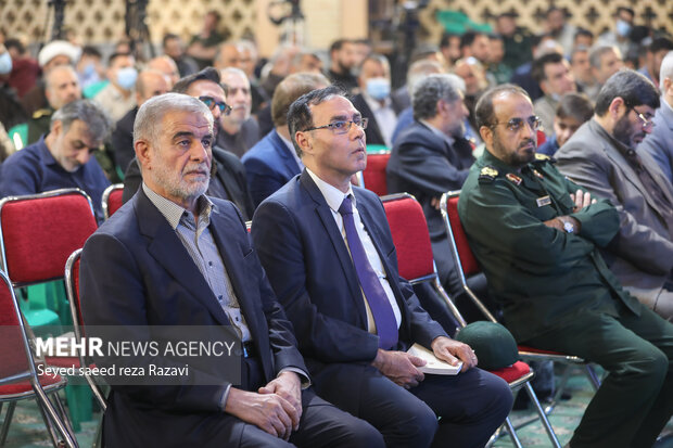 شفیق دیوب سفیر سوریه در تهران در مراسم دومین سالگرد شهادت سردار سید محمد حجازی حضور دارد