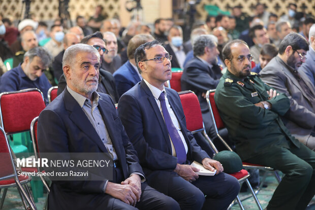 شفیق دیوب سفیر سوریه در تهران در مراسم دومین سالگرد شهادت سردار سید محمد حجازی حضور دارد