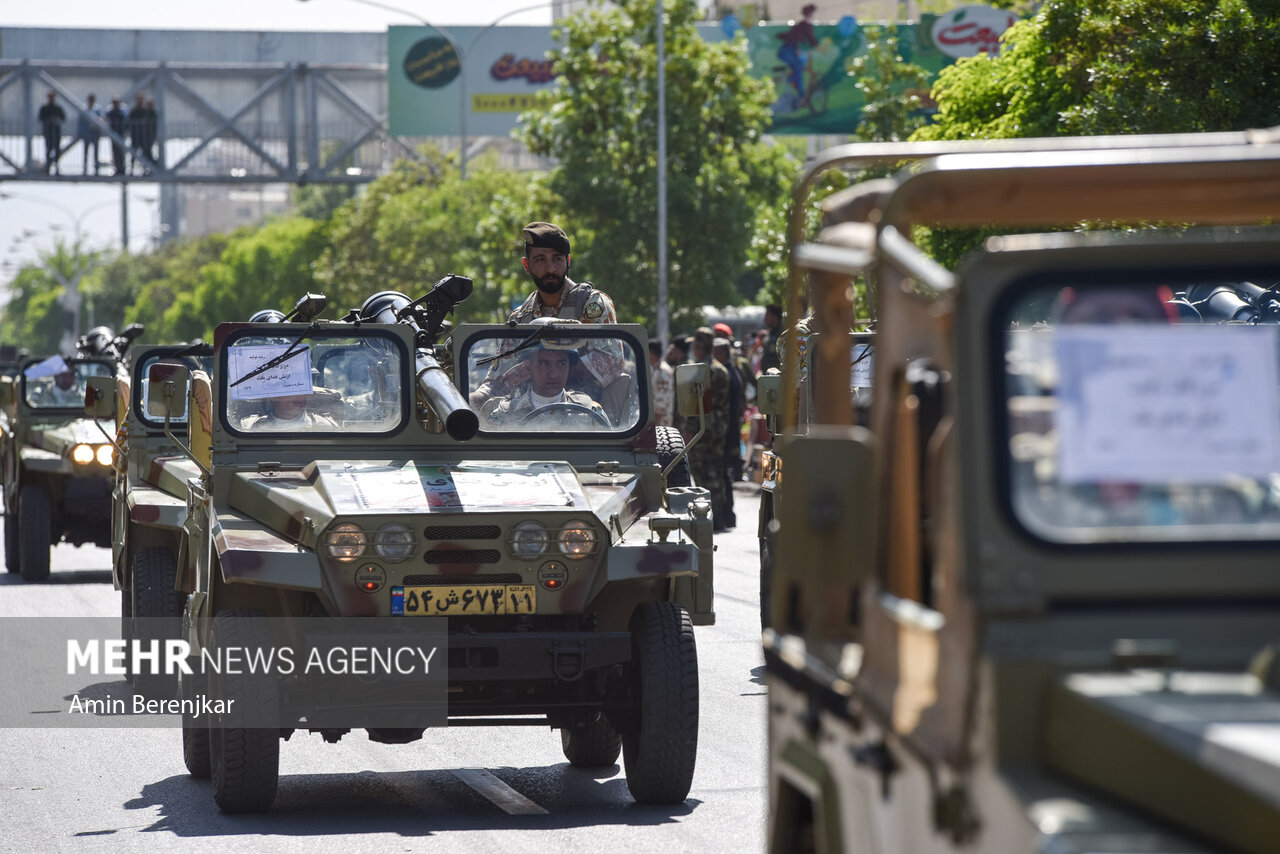 ارتش در اوج اقتدار است/ برای هر هدف تنها یک گلوله شلیک خواهیم کرد
