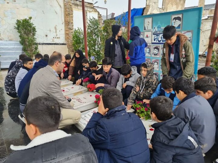 برپایی «افطاری ساده» در مدرسه باقرالعلوم آستانه اشرفیه