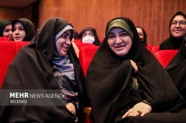 نشست زنان و مشارکت سیاسی با حضور رئیس مجلس شورای اسلامی