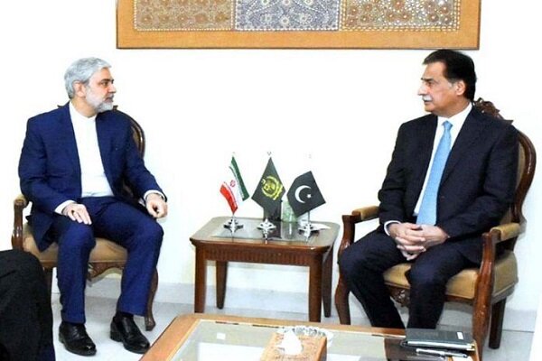 Iran, Pakistan bilateral trade volume exceeds $2b: envoy