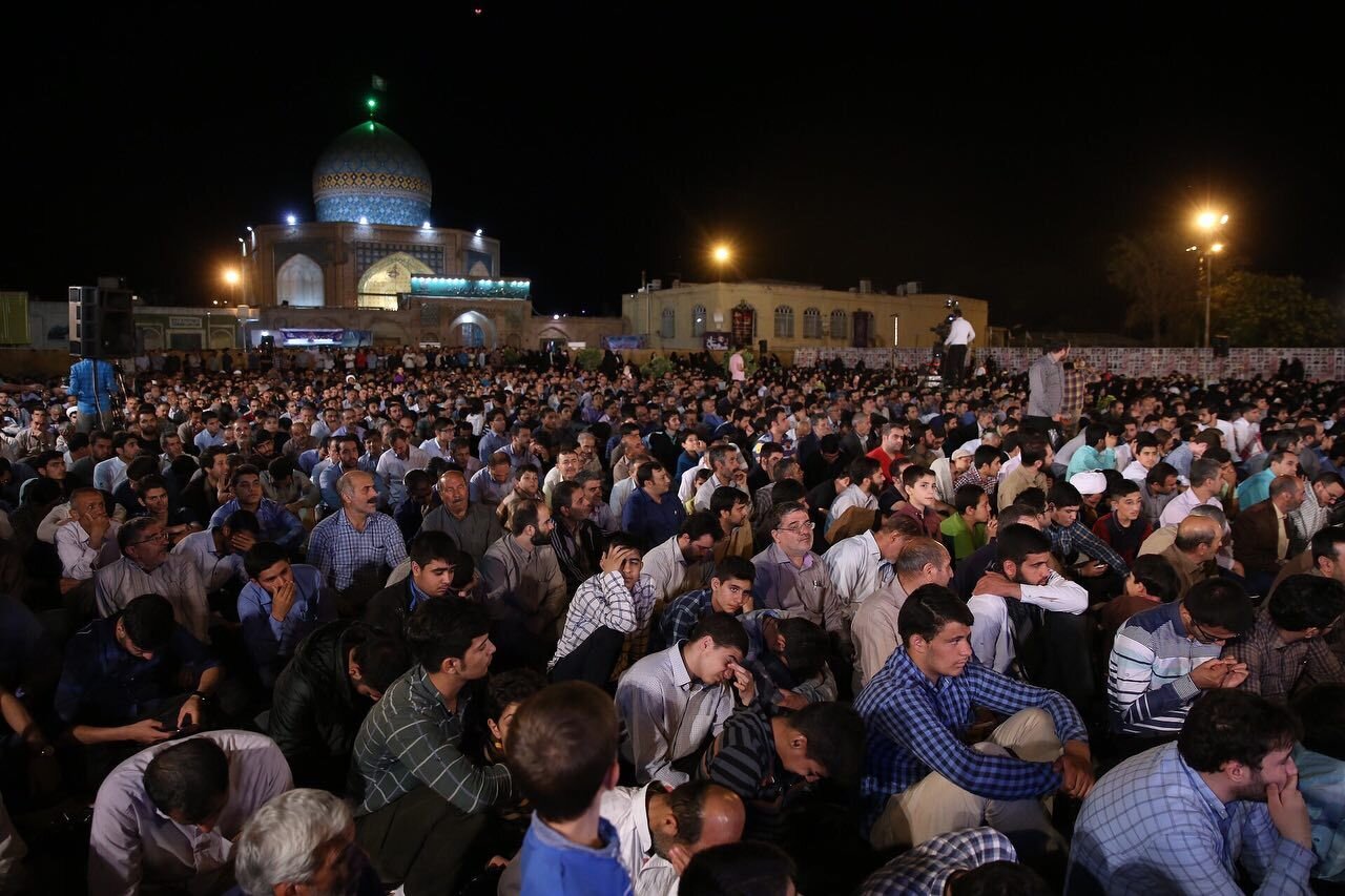 مراسم وداع با ماه رمضان زمینه ساز تعامل بین هیئت‌های مذه