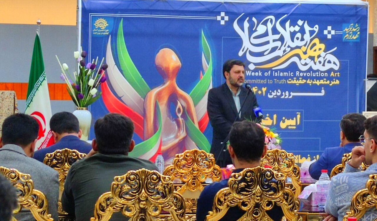 درب صدا و سیما بر روی تمام هنرمندان انقلابی باز است