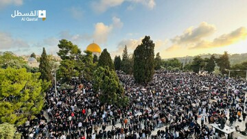 250  هەزار فەلەستینی لە مزگەوتی ئەقسا نوێژی جەژنیان خوێند