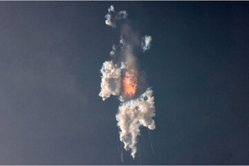 VIDEO: Elon Musk rocket blows up minutes after launch