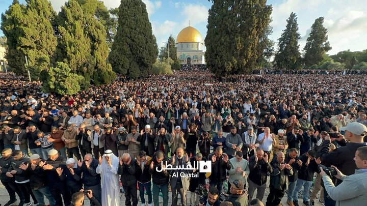 برگزاری نماز جمعه مسجدالاقصی با حضور ۴۵ هزار فلسطینی