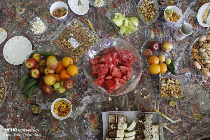 آئینهای سنتی عید فطر در گناوه/ از پخت غذای محلی تا مراسم الوداع