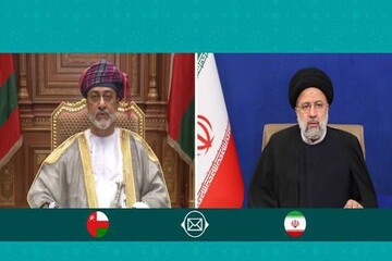 السلطان العُماني يهنئ الرئيس الإيراني بعيد الفطر المبارك