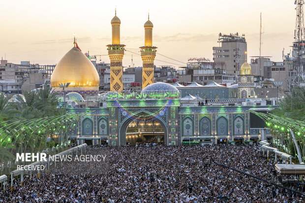 اقامه نماز عید فطر در کربلای معلی