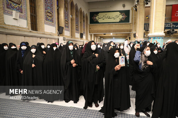 دیدار مسئولان، سفرای کشورهای اسلامی و جمعی از اقشار مختلف مردم با رهبر معظم انقلاب اسلامی