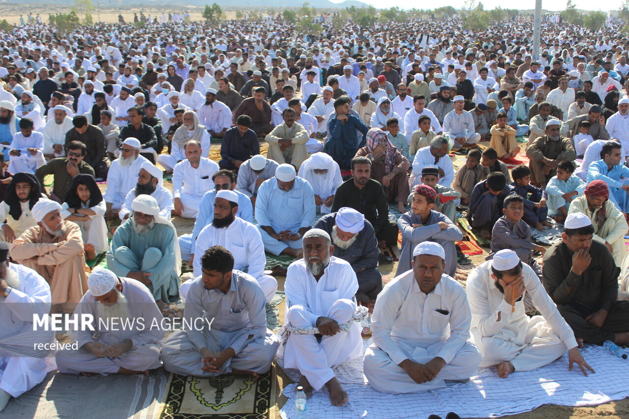 نماز عید فطر اهل سنت از گلستان تا بلوچستان/تجلی وحدت شیعه و سنی
