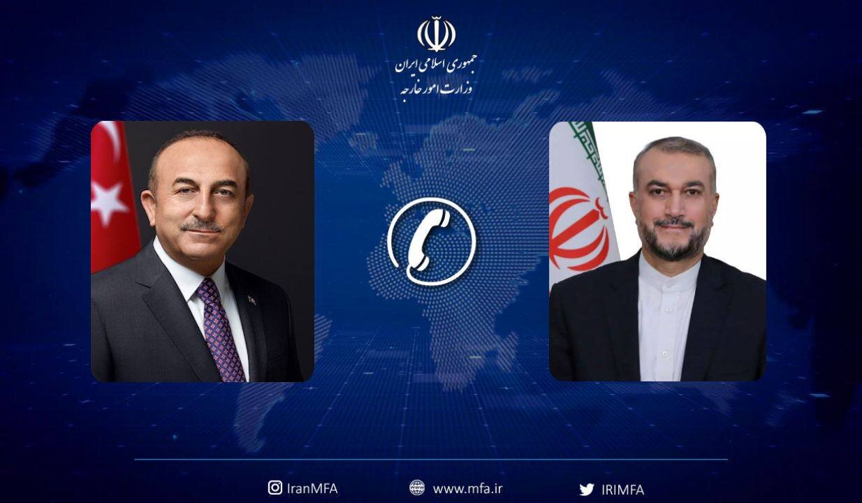 گفتگوی تلفنی وزرای خارجه ایران و ترکیه پیرامون مناسبات دوجانبه