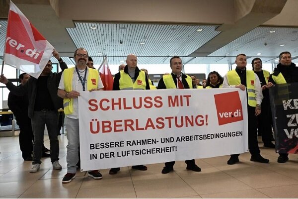 اعتصاب در فرودگاه برلین تمامی پروازها را لغو کرد