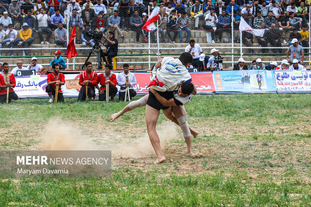 مسابقات کشتی با چوخه اسفراین 20