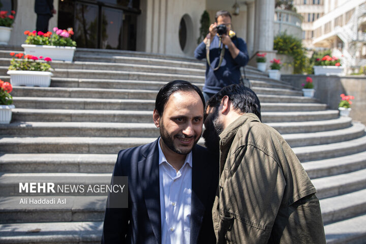 علی بهادری جهرمی سخنگو دولت در حاشیه هیئت دولت حضور دارد