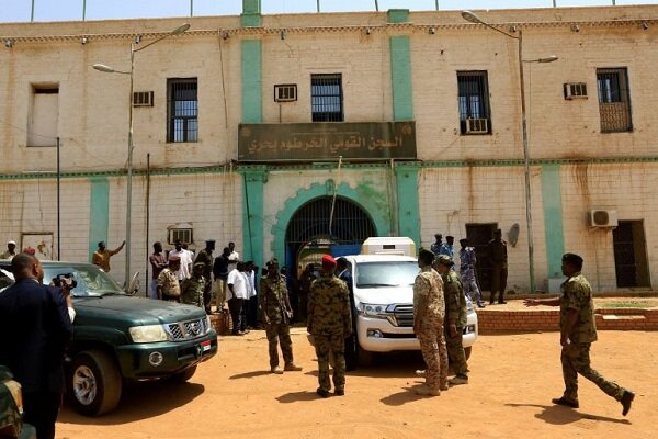 BM, çatışmalara rağmen Sudan'dan çekilmeyeceğini duyurdu
