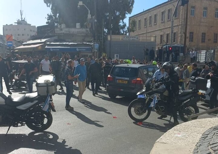 2 Zionist settlers injured in retaliatory stabbing 