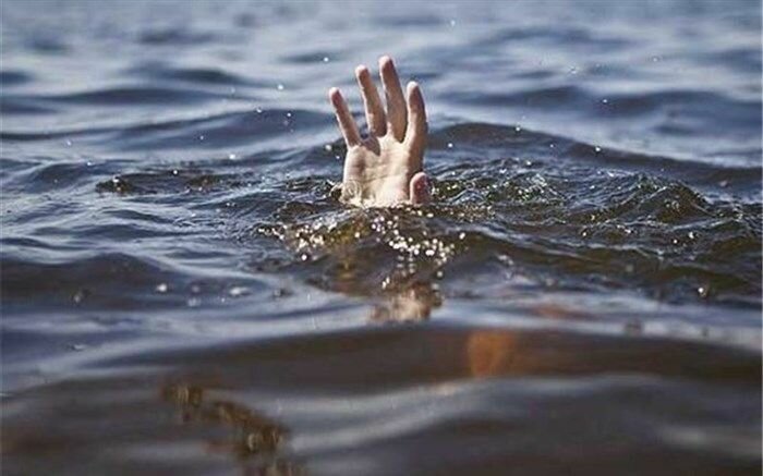 غرق شدن پدر ۴۱ ساله به همراه فرزند ۱۳ ساله در  «کنگان»
