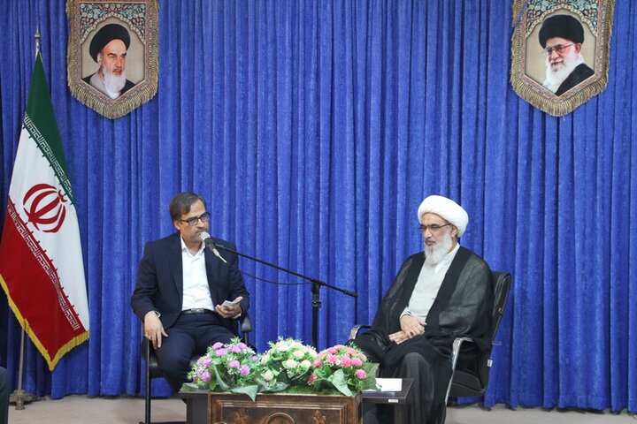 محتوای رسانه‌ای فاخر متناسب با حماسه زنان لرده تولید شود