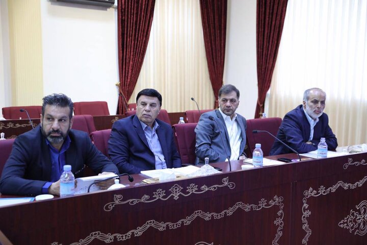 آغاز مجمع باشگاه استقلال با حضور وزیر ورزش