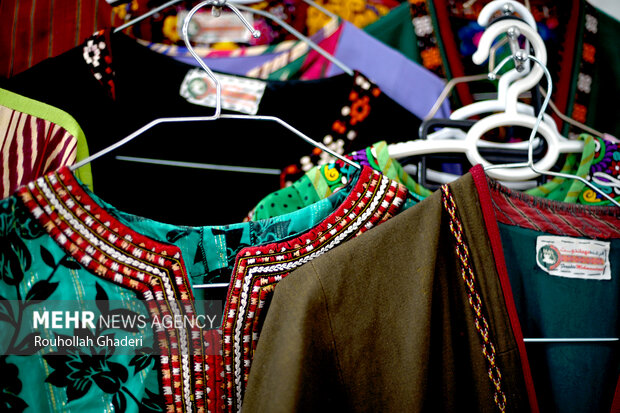İran-Türkmen moda ve giyim sergisi Aşkabat'ta açıldı İran-Türkmen moda ve giyim sergisi Aşkabat'ta açıldı