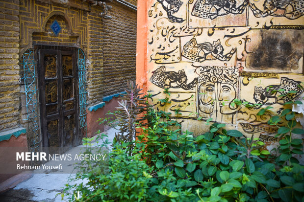 Gallery Alley in Shiraz's Qavam House