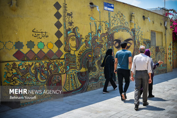 Gallery Alley in Shiraz's Qavam House