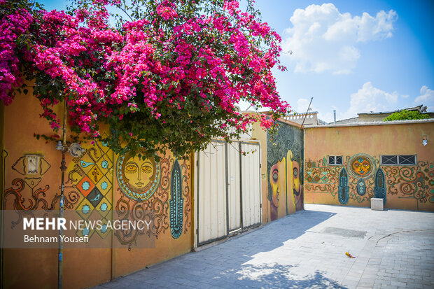 Gallery Alley in Shiraz's Qavam House