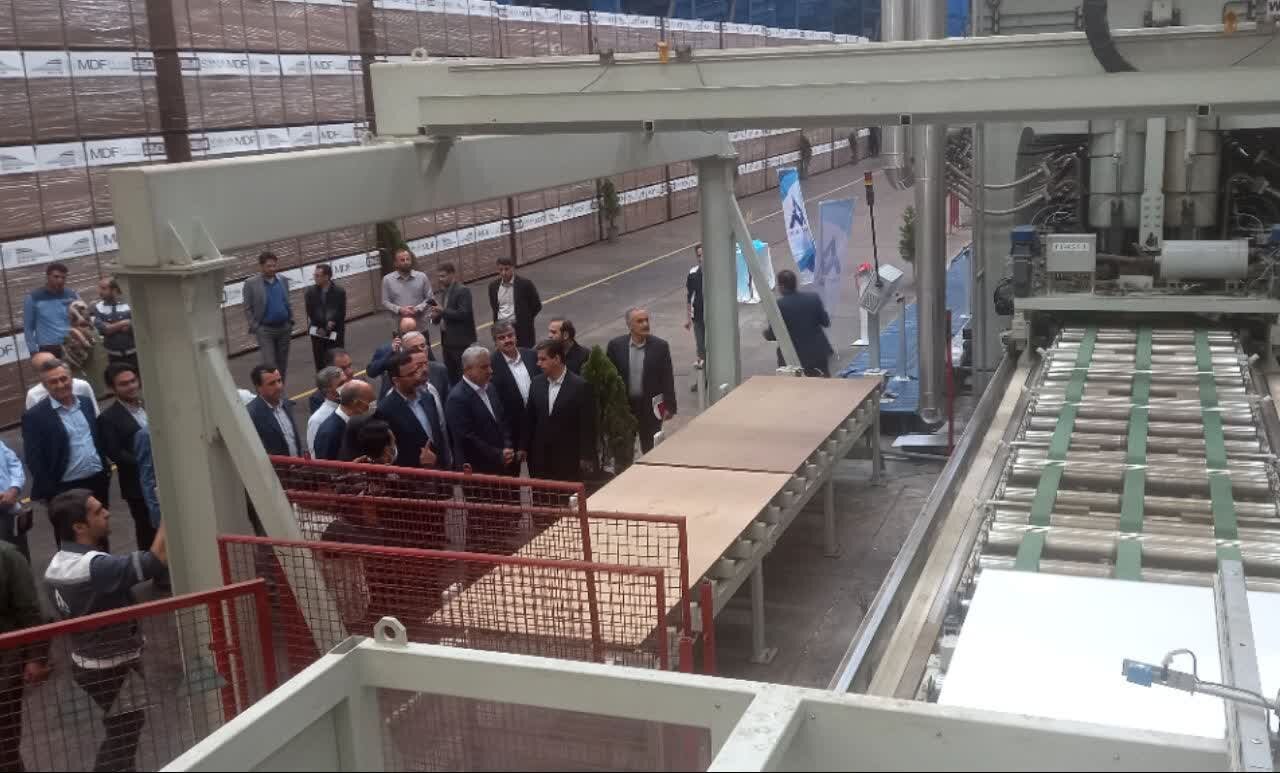 رشد تولید در گرو حمایت و توجه به صنعت و تولید است