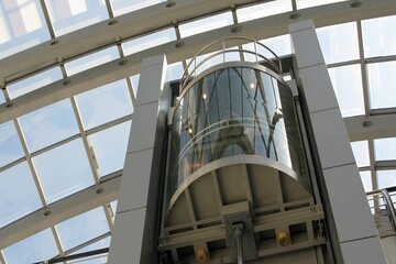فرآیند پلمب ۳۰ آسانسور دولتی و عمومی در دست اقدام است