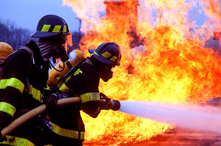 Fire destroys over 130 homes in Russia's Sverdlovsk